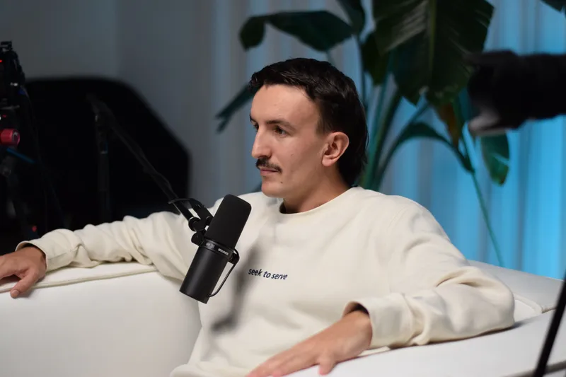 Wil Massara, Podcast studio, landscape